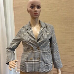ZARA Cropped Blazer. Cream,Tan, Brown Plaid. One Inside Pocket For Great…